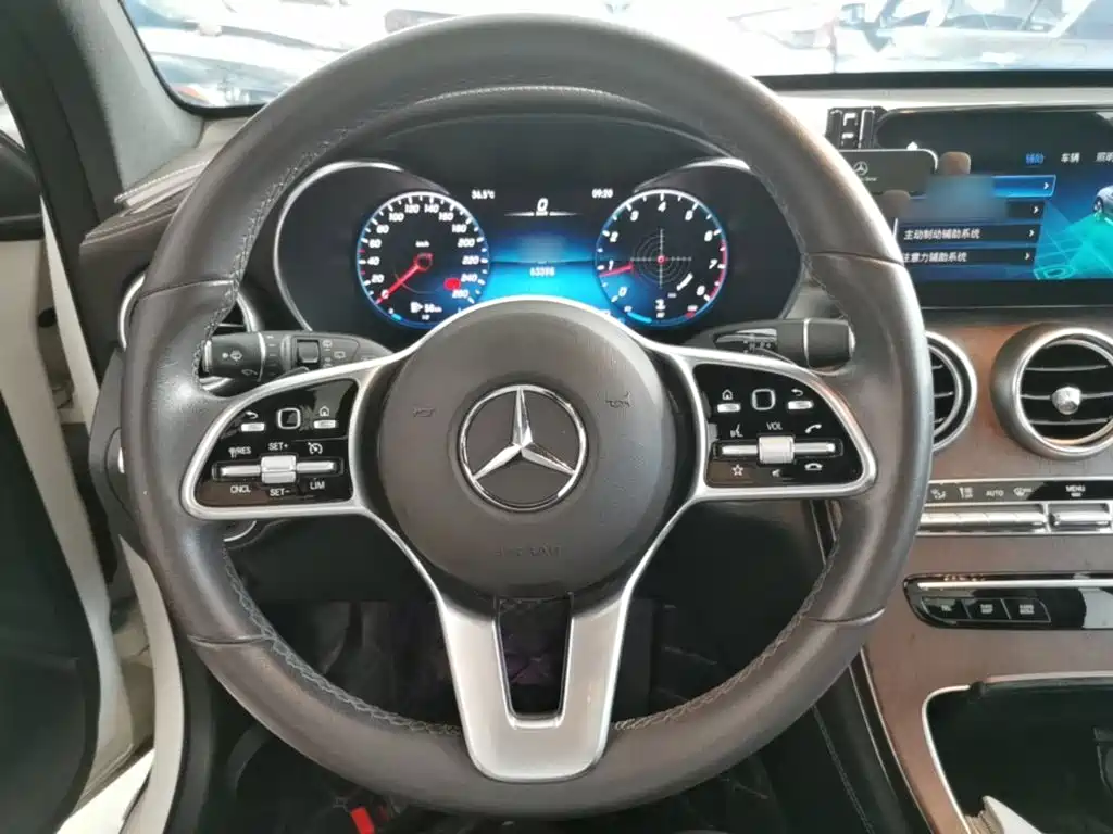 Mercedes-Benz GLC 2020 — фото 11