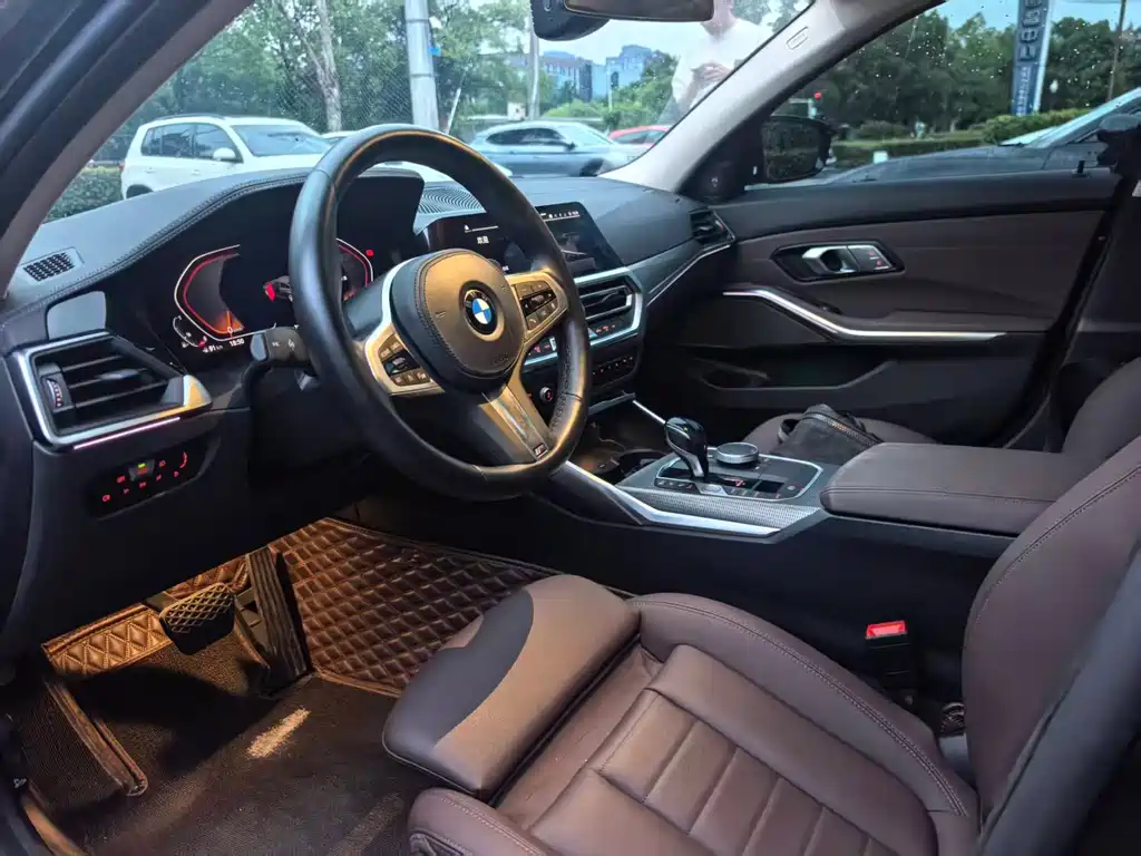 BMW 3 Series 2021