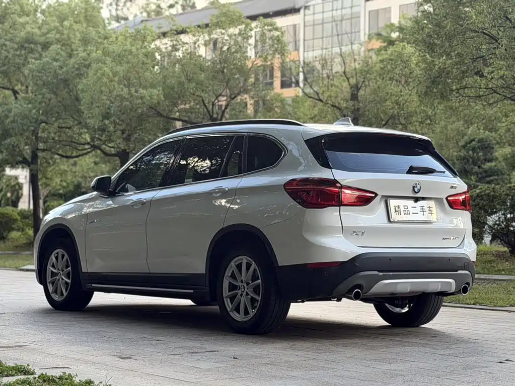 BMW X1 2018 — фото 18