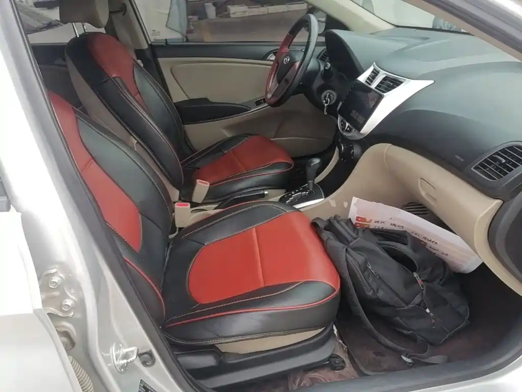 Hyundai Verna 2015 — фото 25