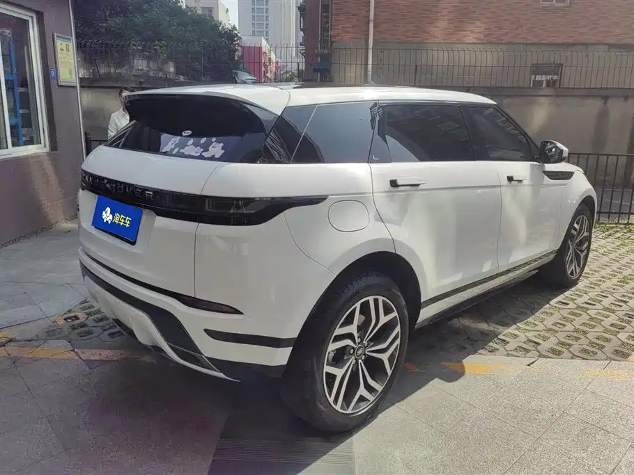 Land Rover Evoque 2022 — фото 3
