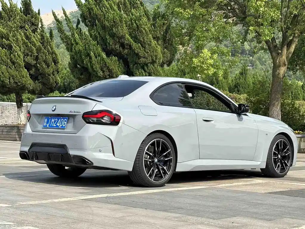 BMW M240i 2025 — фото 12