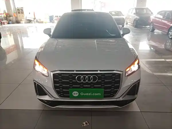 Audi Q2L 2022