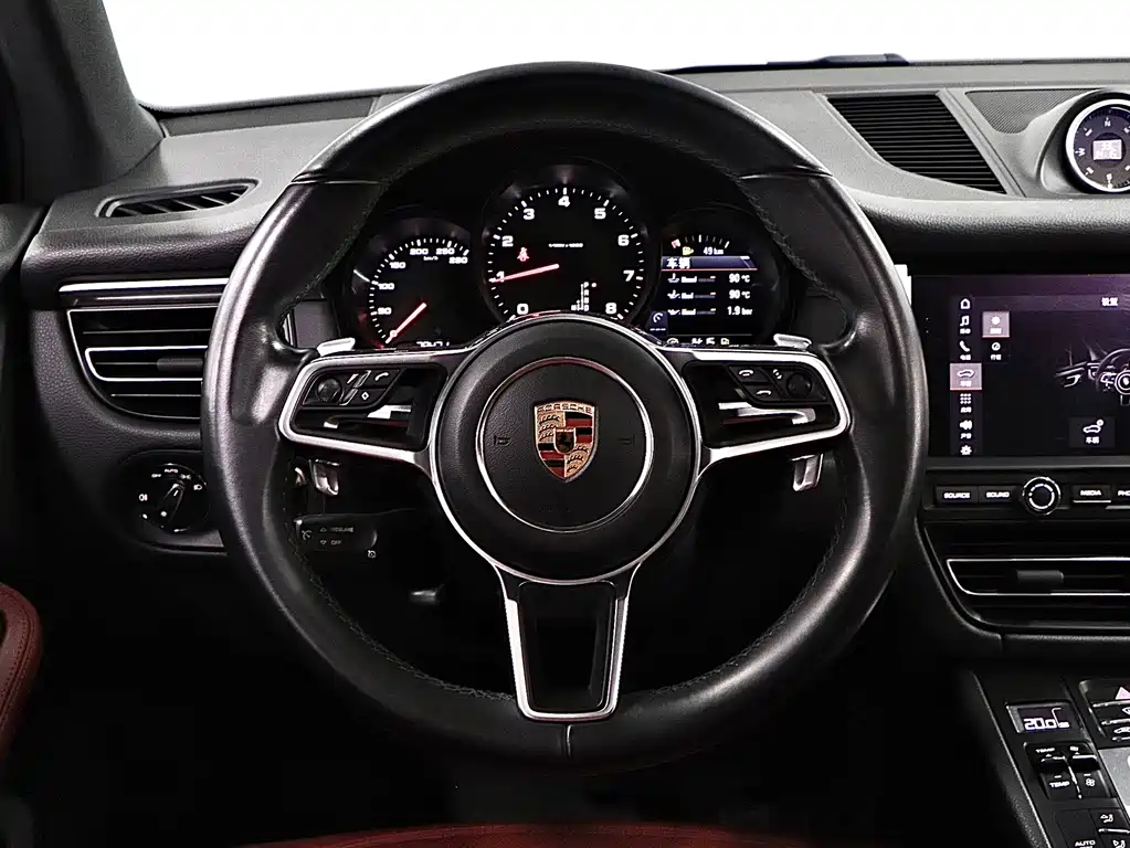 Porsche Macan 2020 — фото 10