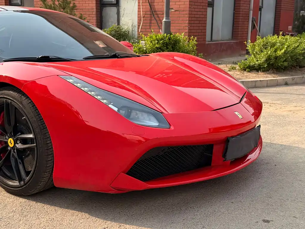 Ferrari 488 2016 — фото 12