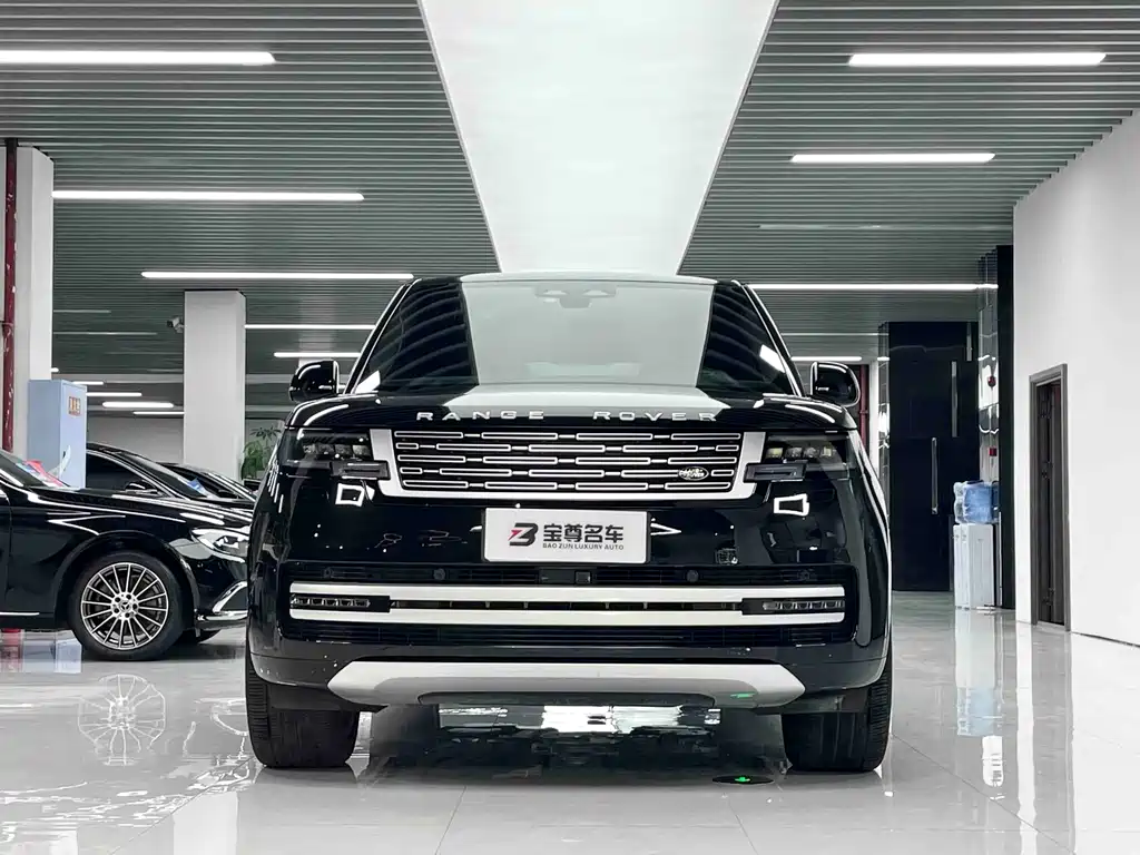 Land Rover Range Rover 2025 — фото 2