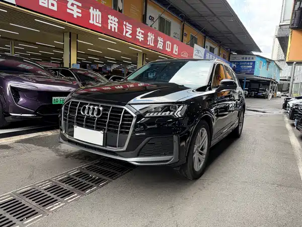 Audi Q7 2024