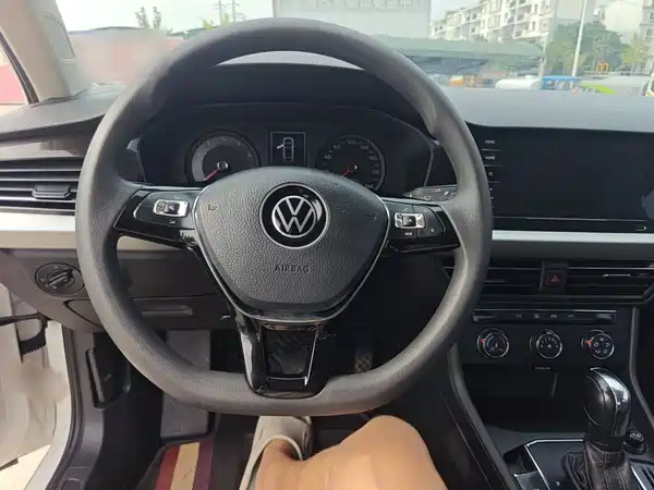 Volkswagen Lavida 2021