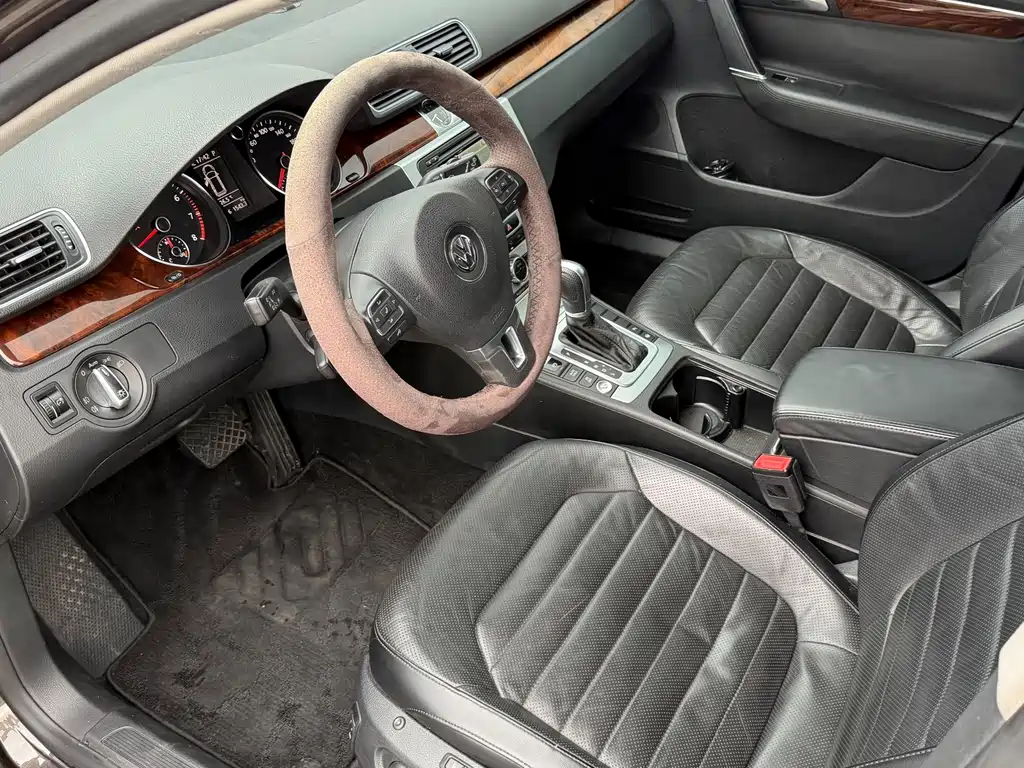 Volkswagen Magotan 2014