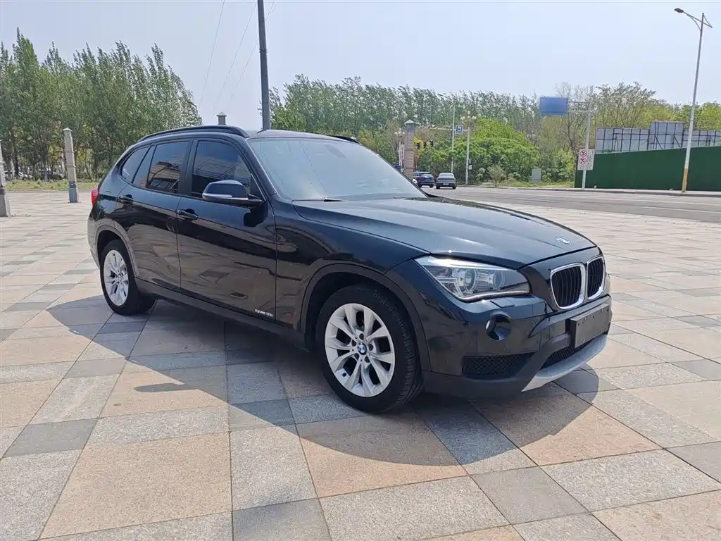 BMW X1 2014 — фото 5
