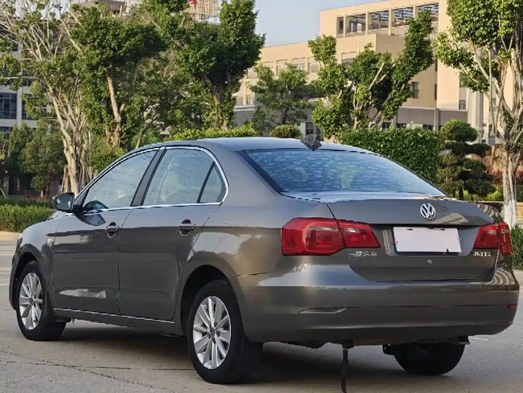 Volkswagen Jetta 2015