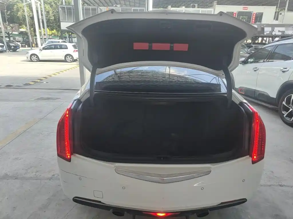 Cadillac ATS-L 2017 — фото 19