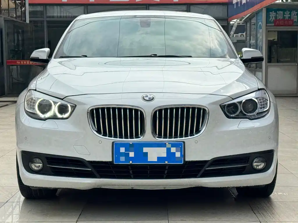 BMW 5 Series GT 2017 — фото 2