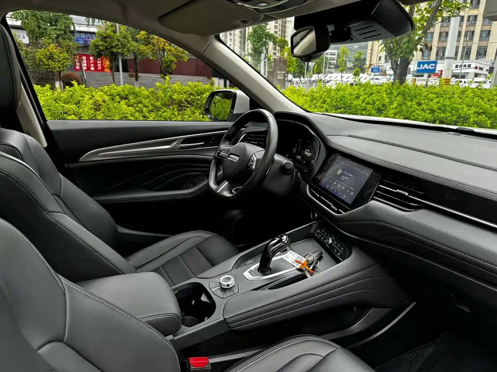 Haval F7 2020 — фото 13