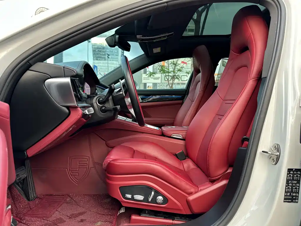 Porsche Panamera 2018 — фото 11