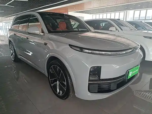 Li Auto L9 2025