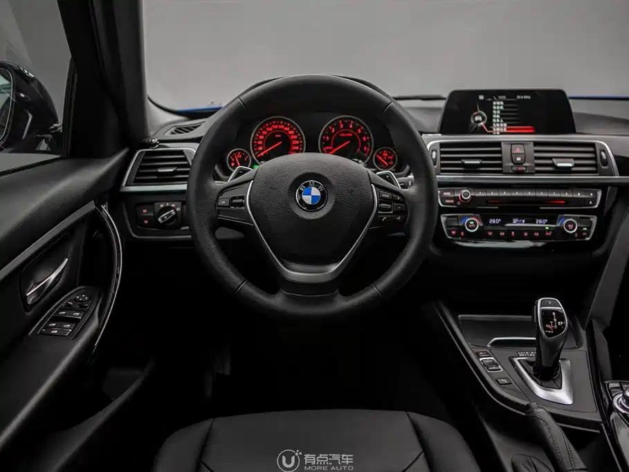 BMW 3 Series 2017 — фото 9