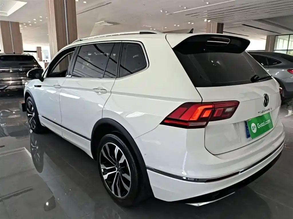 Volkswagen Tiguan L 2021 — фото 5