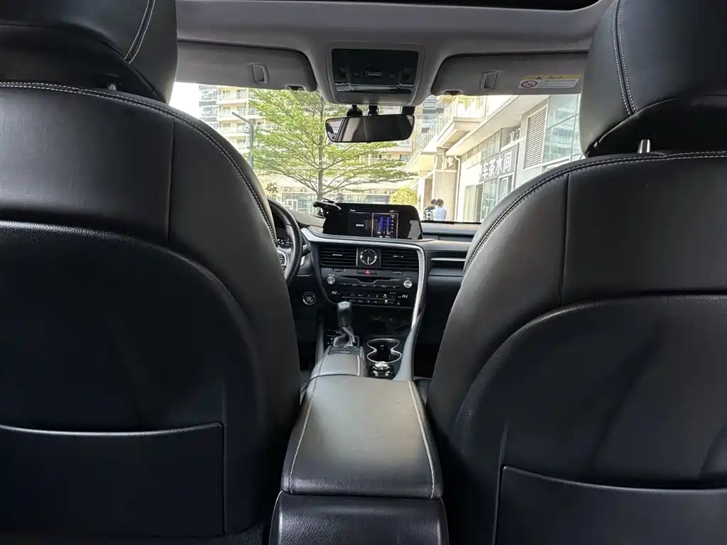 Lexus RX 2022 — фото 17