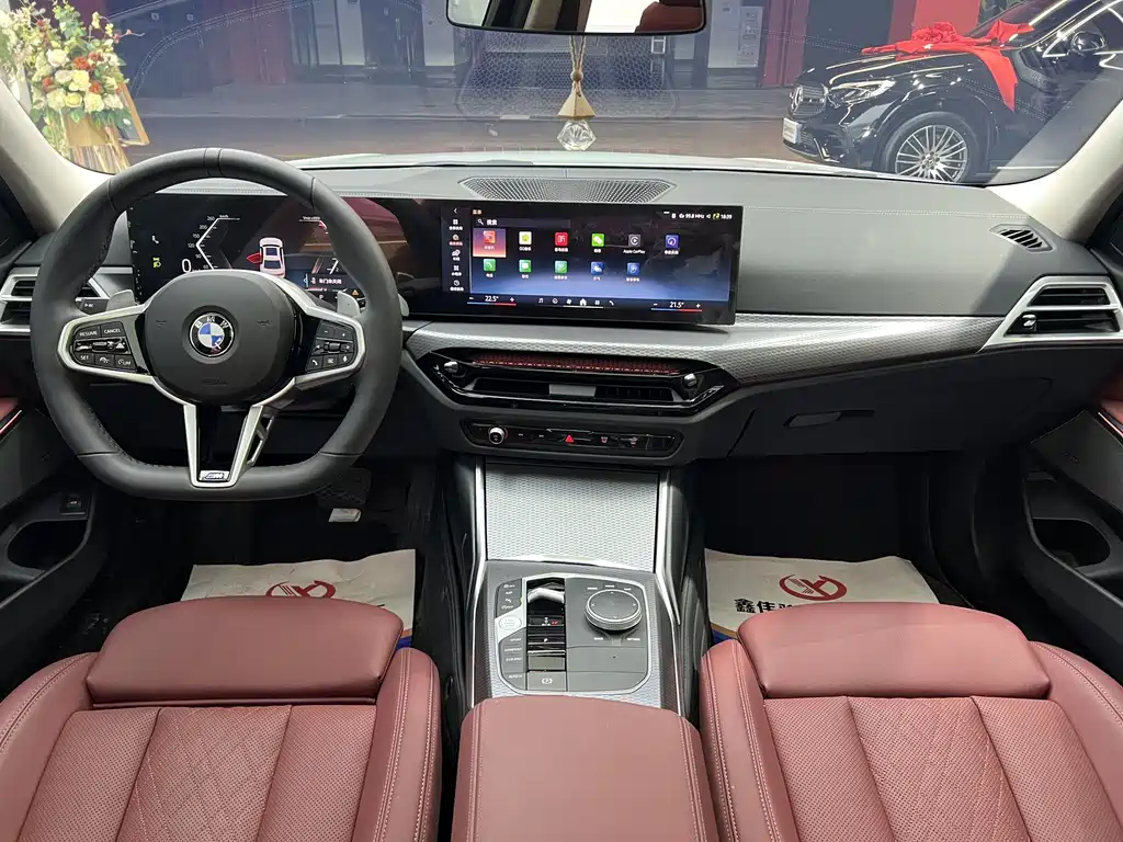 BMW 3 Series 2025