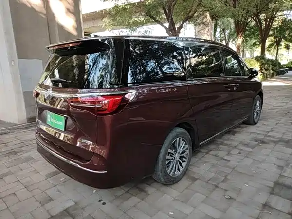 Buick GL8 2023
