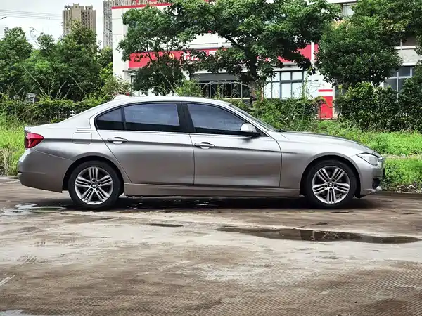 BMW 3 Series 2016