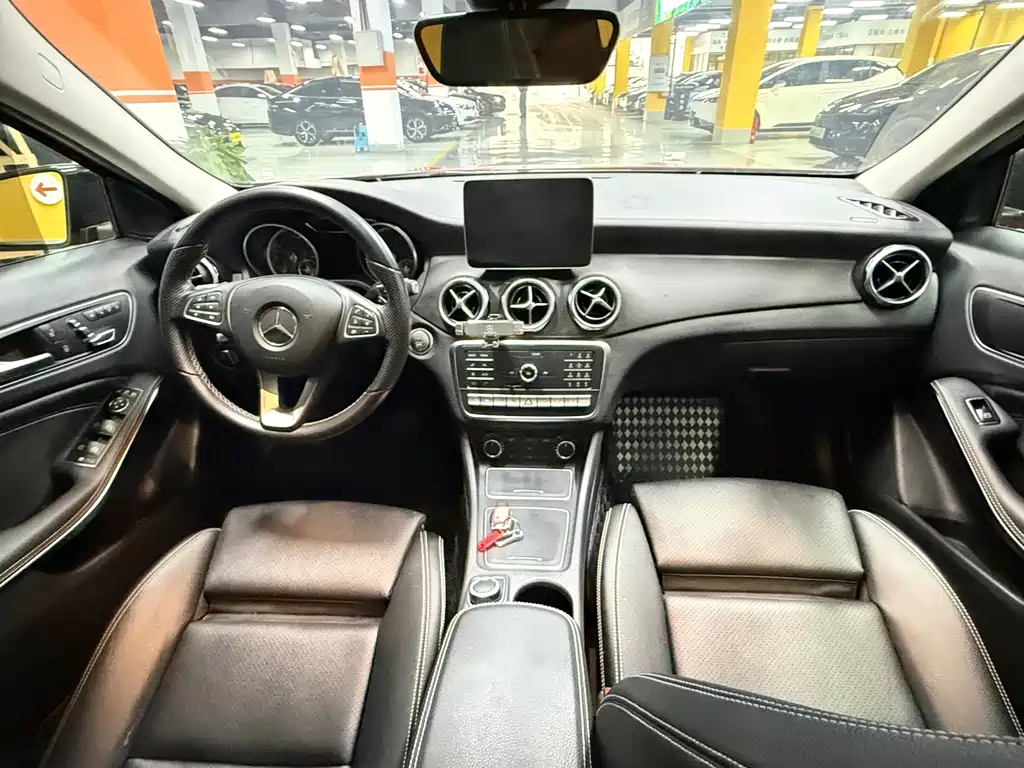Mercedes-Benz GLA 2019 — фото 18