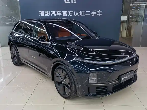 Li Auto L7 2025