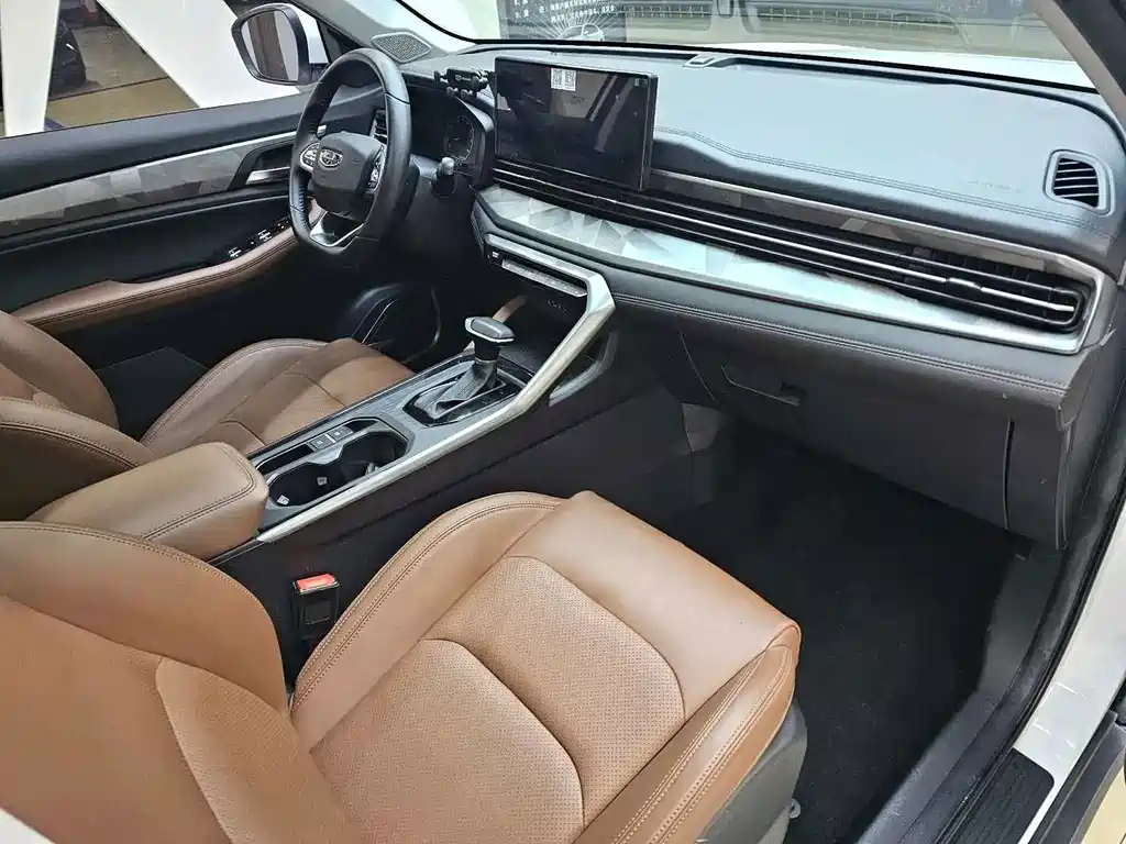Geely Vision X6 2023 — фото 19