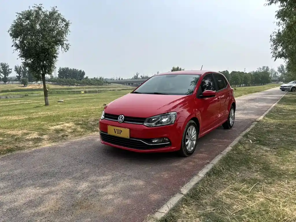 Volkswagen Polo 2015