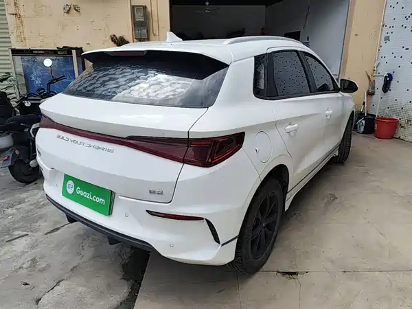 BYD e2 2021