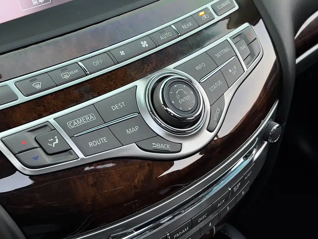 Infiniti QX60 2017 — фото 18