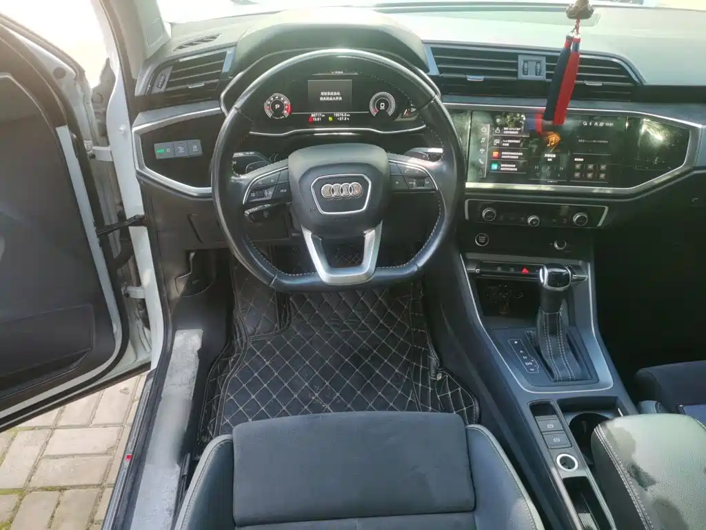 Audi Q3 2022