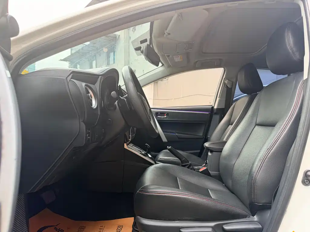 Toyota Corolla 2019 — фото 10