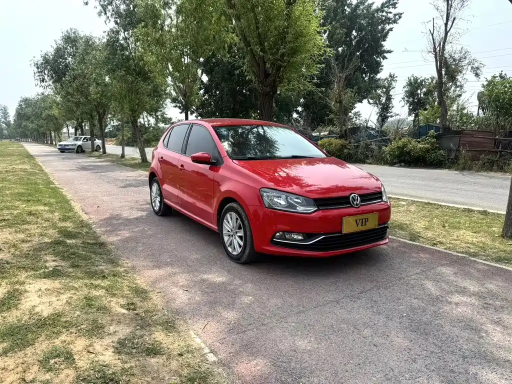 Volkswagen Polo 2015