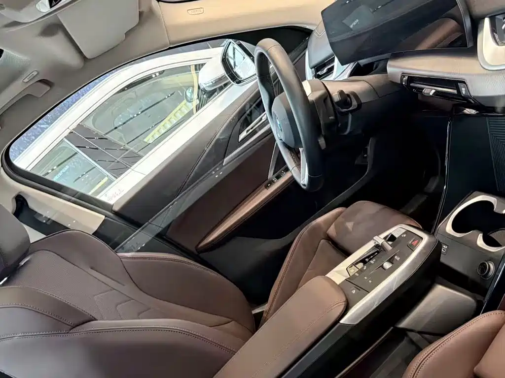 BMW X2 2025