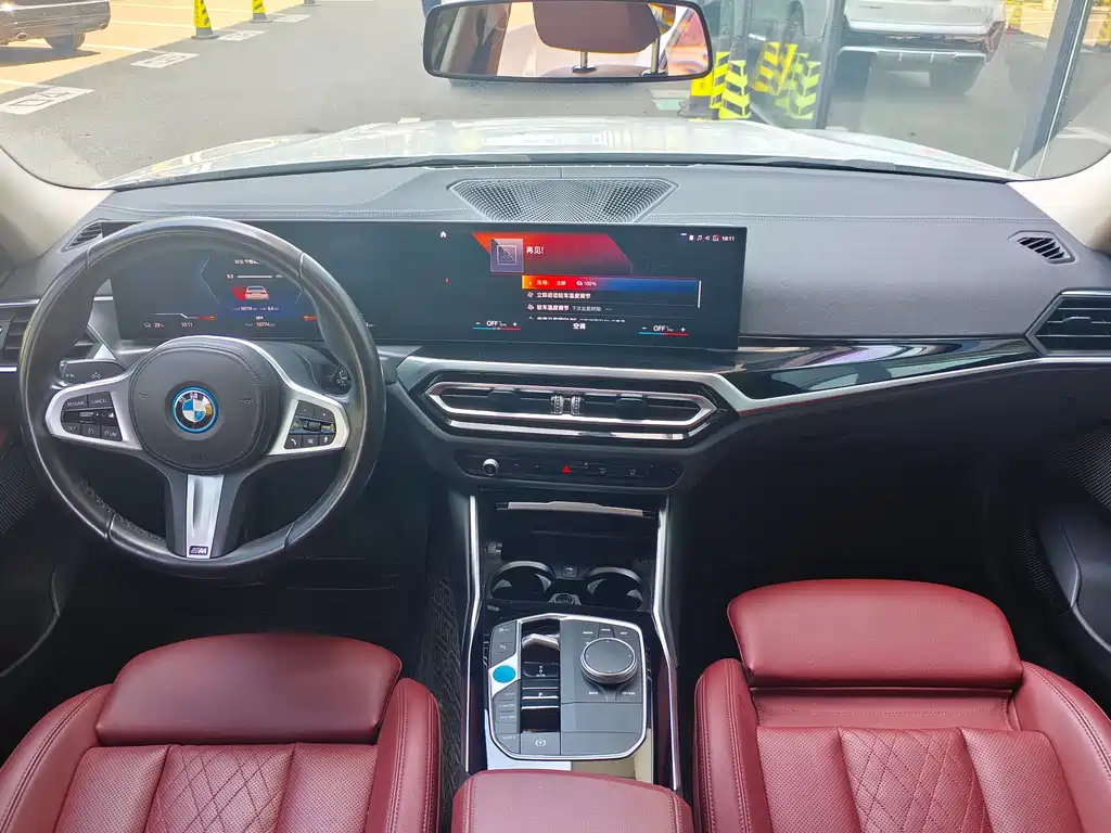 BMW i3 2022 — фото 6