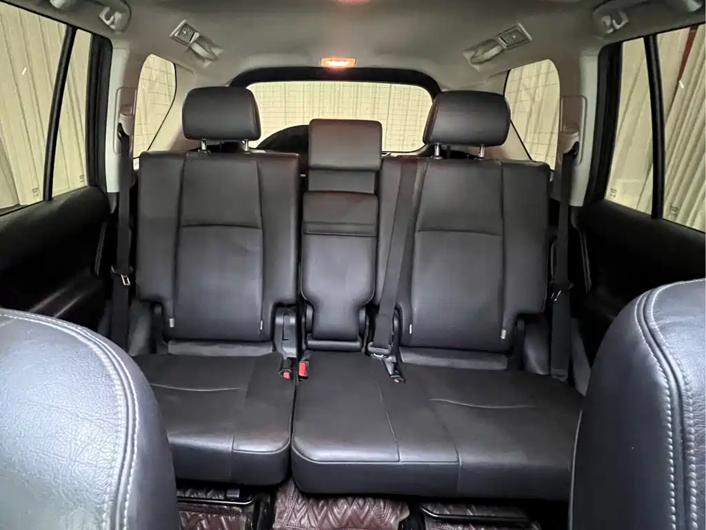 Toyota Prado 2019 — фото 9