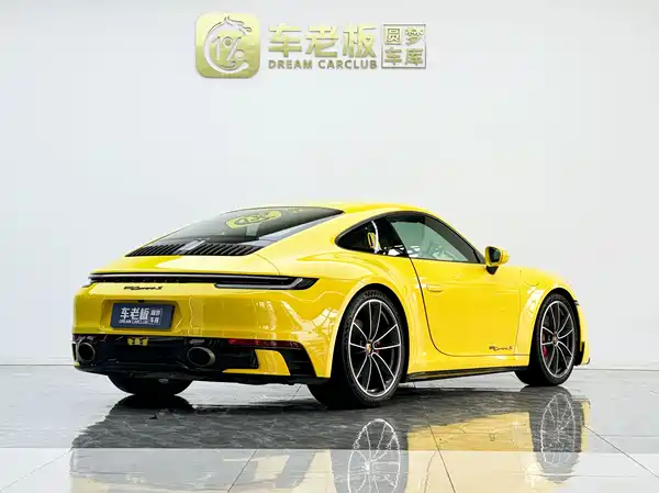 Porsche 911 2022