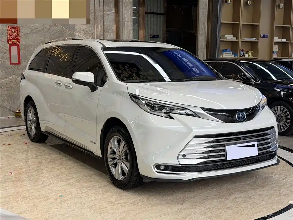 Toyota Sienna 2022