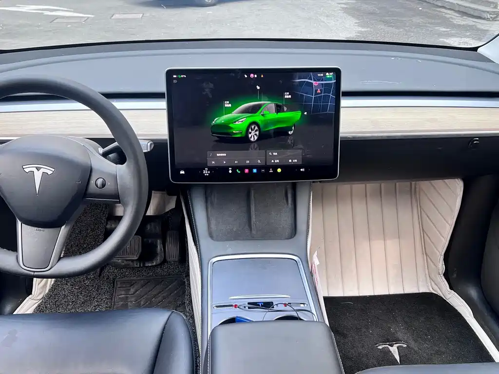 Tesla Model Y 2023 — фото 7