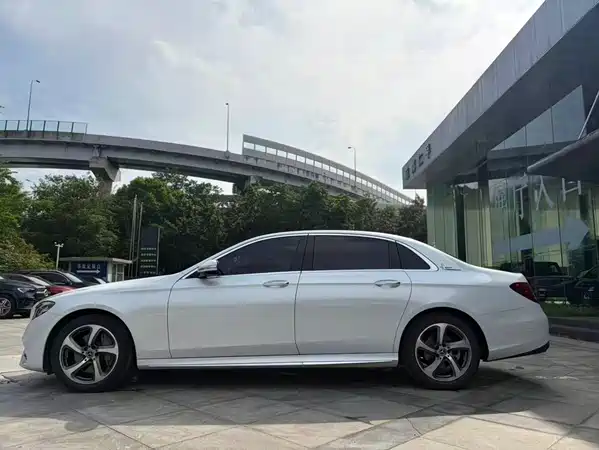 Mercedes-Benz E-Class 2019