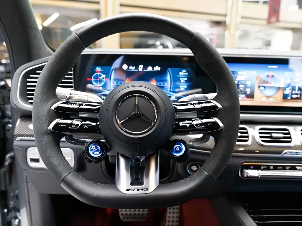 Mercedes-Benz GLS AMG 2026 — фото 12