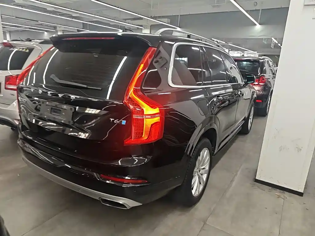 Volvo XC90 2017 — фото 7