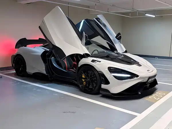 McLaren 720S 2018