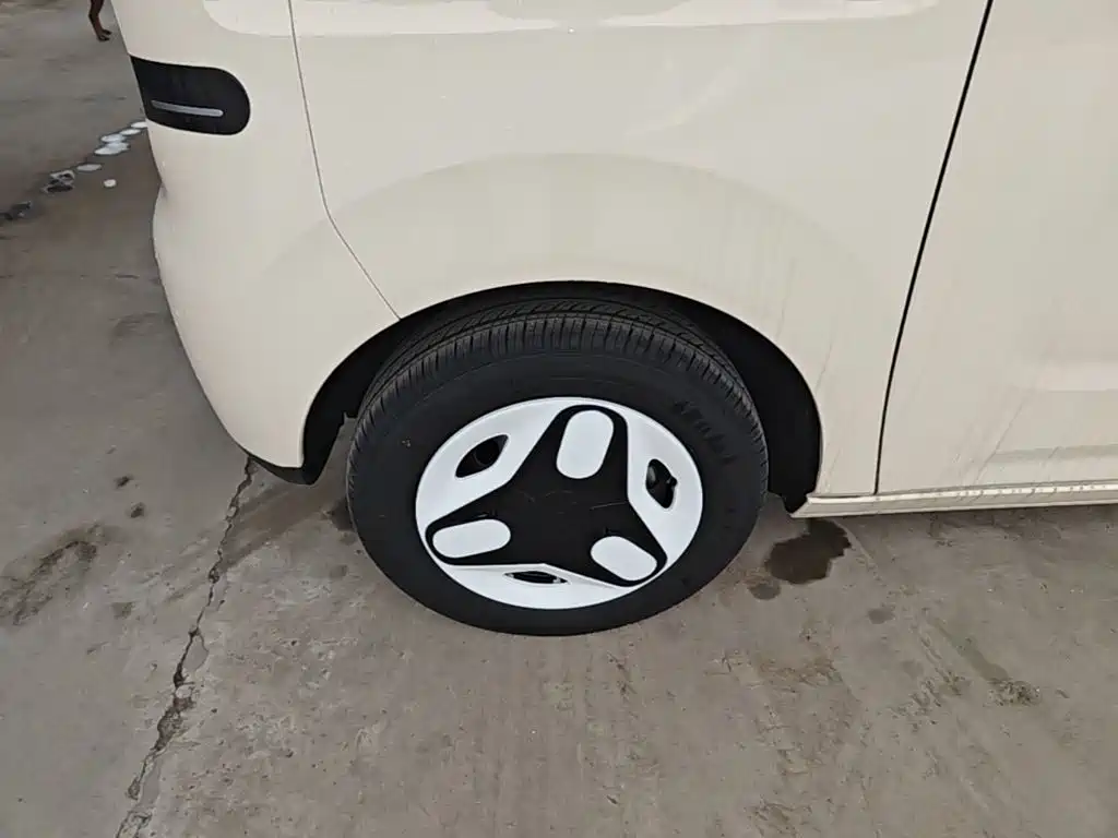 Geely Galaxy Panda 2026 — фото 23