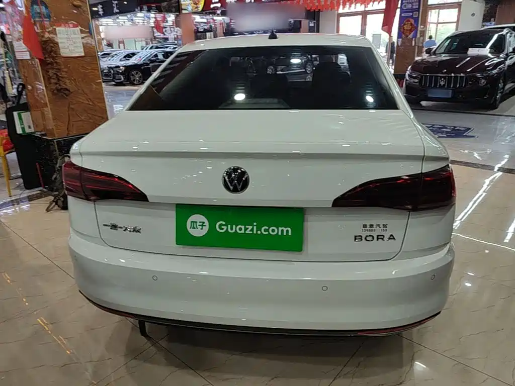 Volkswagen Bora 2021
