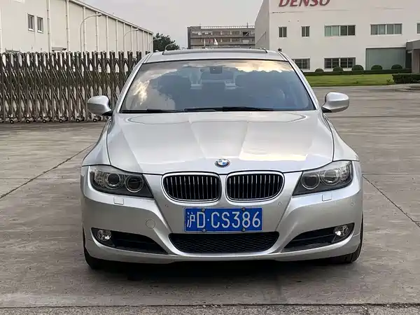 BMW 3 Series 2010