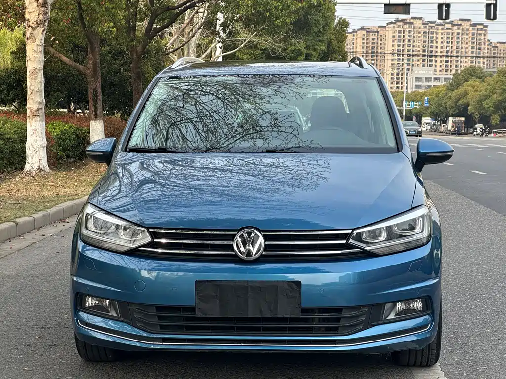 Volkswagen Touran 2016 — фото 2