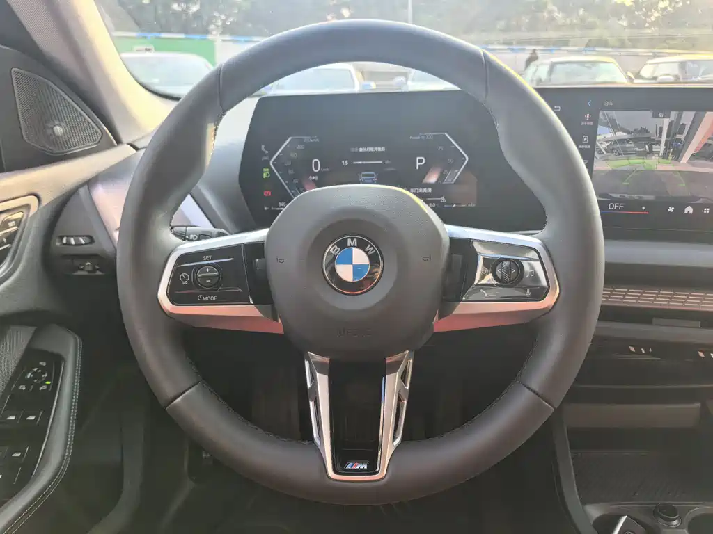 BMW 2 Series 2025 — фото 16